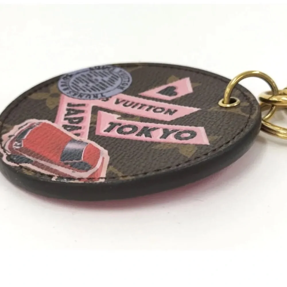 Louis Vuitton Leather Key Chain 🔐💕 - Picture 7 of 7